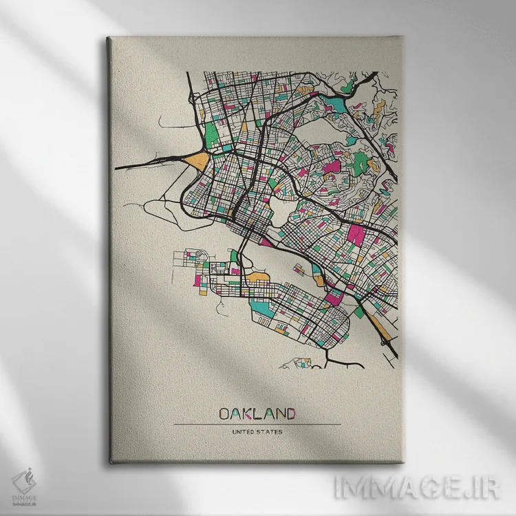 تابلو نقشهٔ اوکلند، کالیفرنیا اثر آیشه دنیز آکِرمان - نمای روبهرو روی دیوار