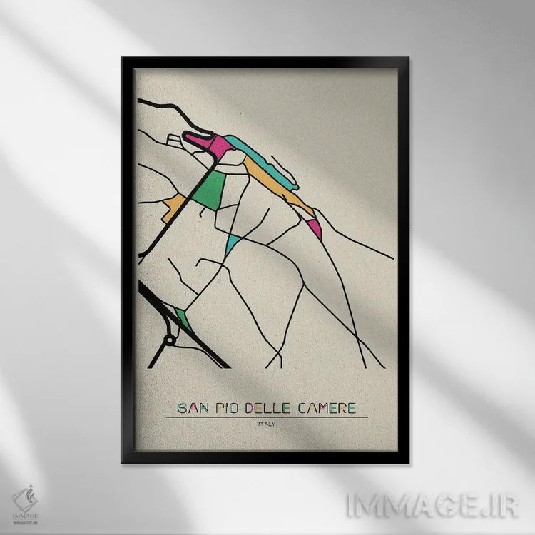 تابلو نقشهٔ سان پیو دله کامره، ایتالیا اثر آیشه دنیز آکِرمان - نمای قابدار مشکی