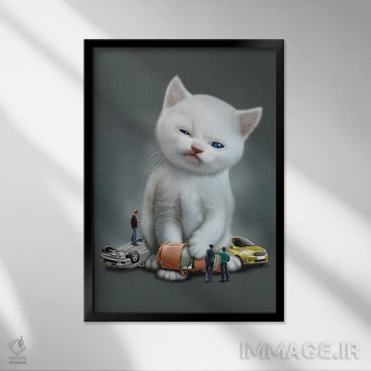 تابلو بچهگربه در مقابل خودروها اثر آدام لاولس - نمای قابدار مشکی