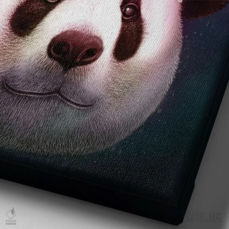 تابلو پاندا با شاخ بالا اثر آدام لاولس - نمای نزدیک بافت بوم