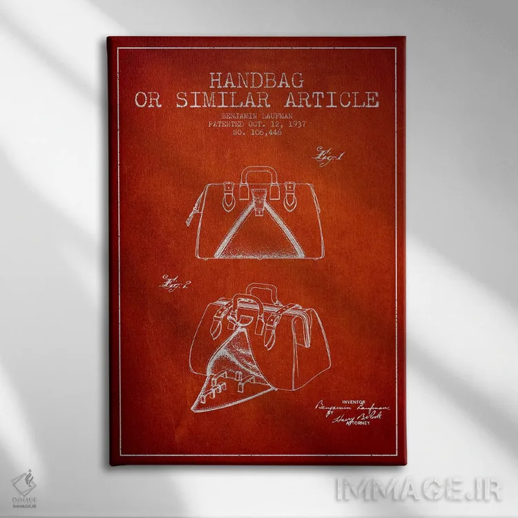 تابلو نقشه اختراع کیف مشابه (قرمز) اثر پیکسل کهنه (استودیو/نام هنری) - نمای روبهرو روی دیوار