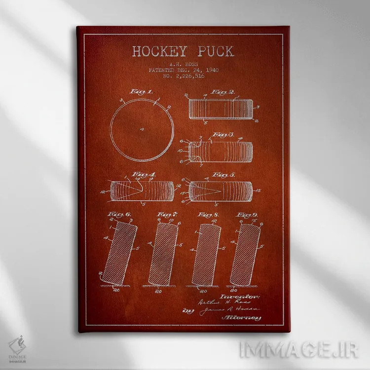 تابلو نقشهٔ ثبت اختراع پک هاکی (طرح قرمز) اثر پیکسل کهنه (استودیو/نام هنری) - نمای روبهرو روی دیوار