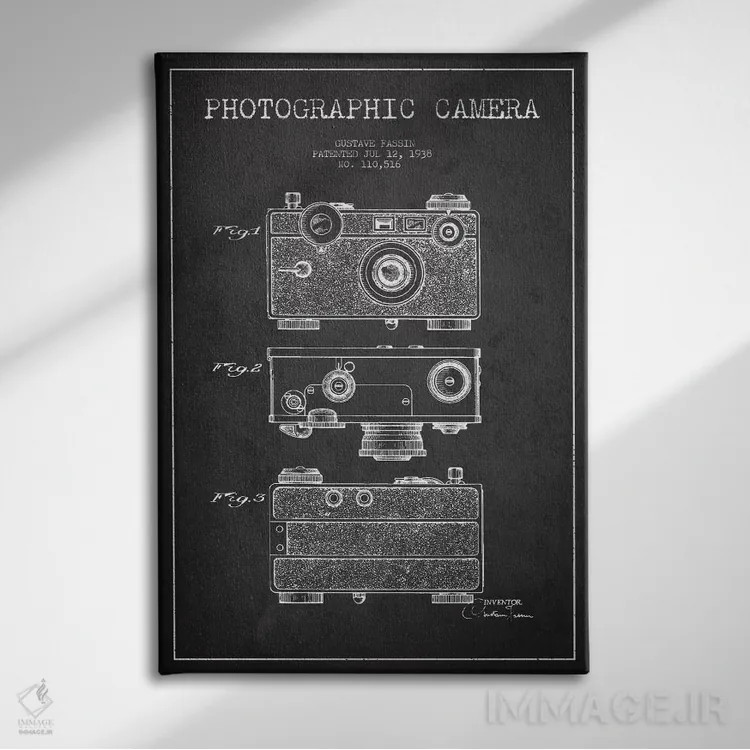 تابلو نقشهٔ اختراع دوربین (ذغالی) اثر پیکسل کهنه (استودیو/نام هنری) - نمای روبهرو روی دیوار