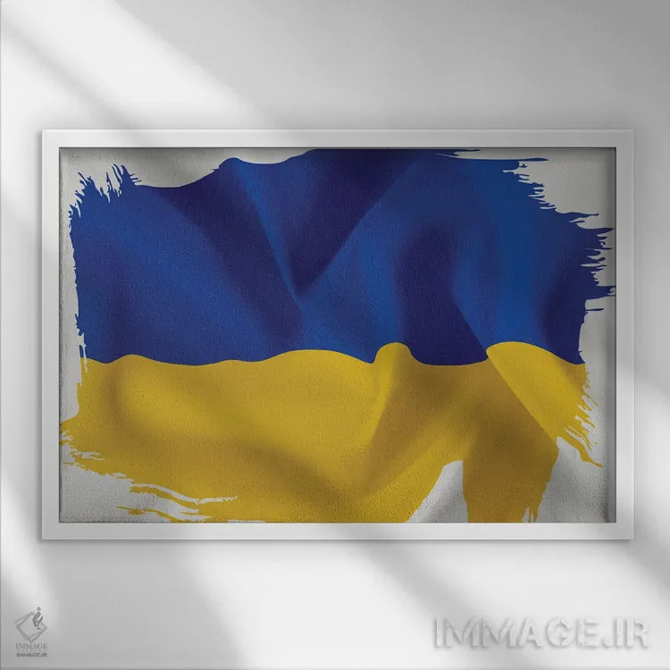 تابلو لکهٔ اوکراینی روی زمینه سفید اثر آلساندرو دلا توره - نمای قابدار سفید