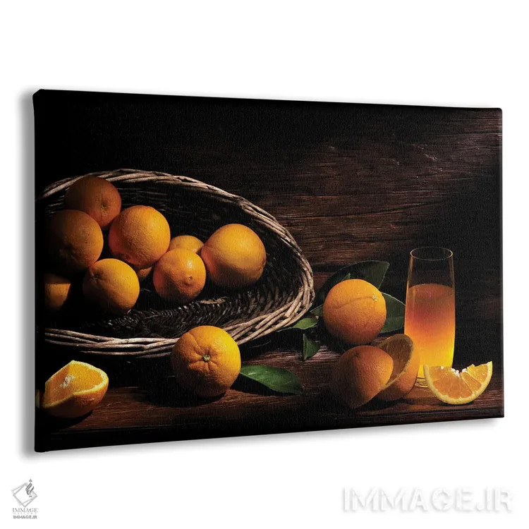 تابلو پرتقال با آبمیوه روی میز چوبی اثر آلساندرو دلا توره - نمای پرسپکتیو محصول
