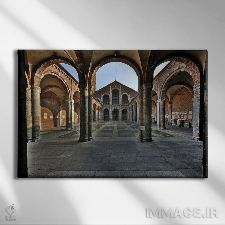 تابلو کلیسای سانتامبروجو در میلان ایتالیا (سبک رومانیک) ۲ اثر آلساندرو دلا توره - نمای روبهرو روی دیوار