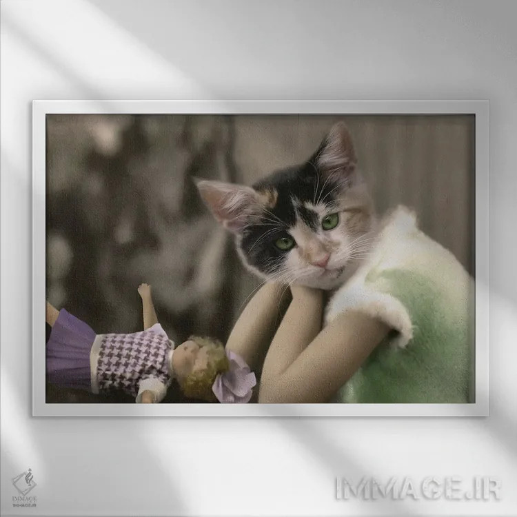 تابلو کَلی (نام مونث) اثر انیمال فَنسی - نمای قابدار سفید