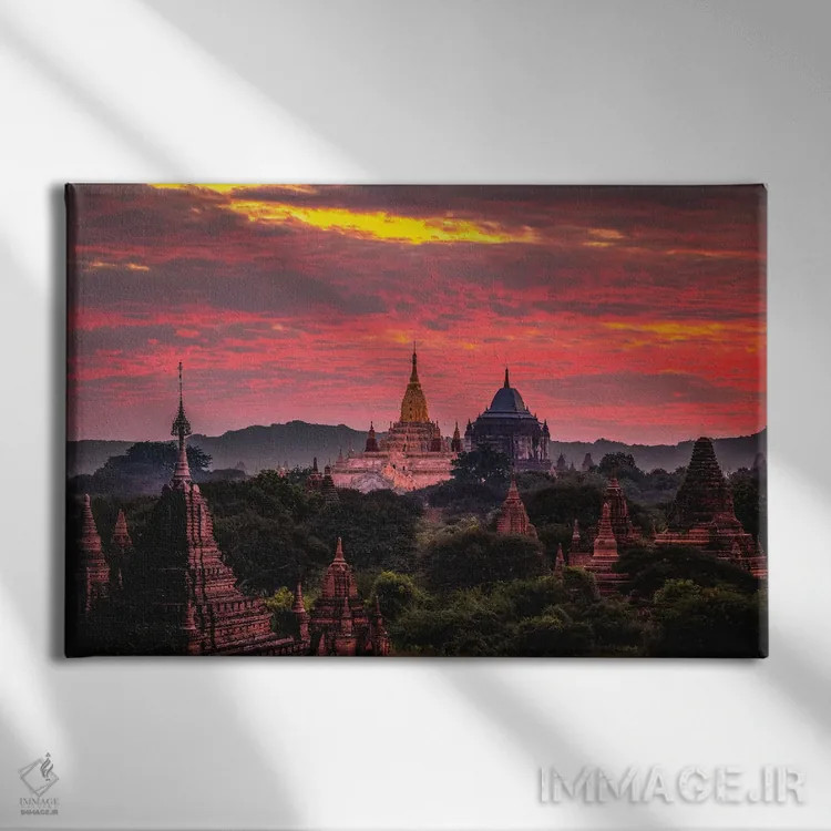 تابلو غروب معبد باگان قدیم میانمار اثر الکس جی پرز - نمای روبهرو روی دیوار