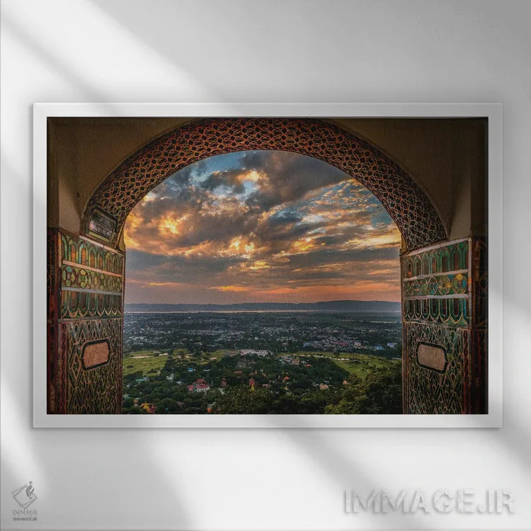 تابلو غروب معبد میانمار (قسمت اول) اثر الکس جی پرز - نمای قابدار سفید