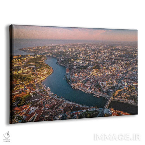 تابلو طلوع مرکز شهر پورتو پرتغال از بالا اثر الکس جی پرز - نمای پرسپکتیو محصول