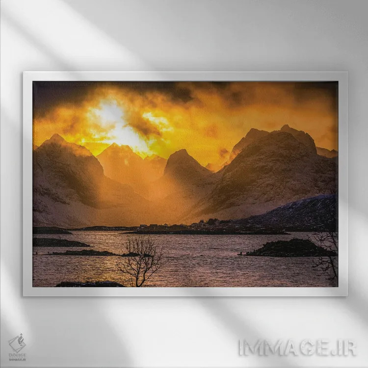 تابلو غروب کوههای مجمعالجزایر لوفوتن نروژ اثر الکس جی پرز - نمای قابدار سفید