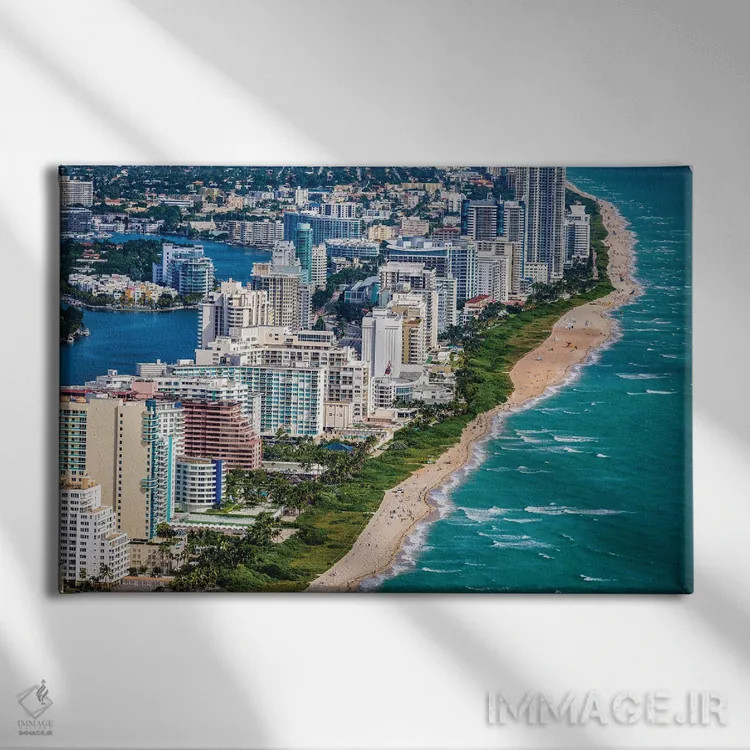 تابلو ساحل میامی و خط ساحلی از نمای بالا اثر الکس جی پرز - نمای روبهرو روی دیوار
