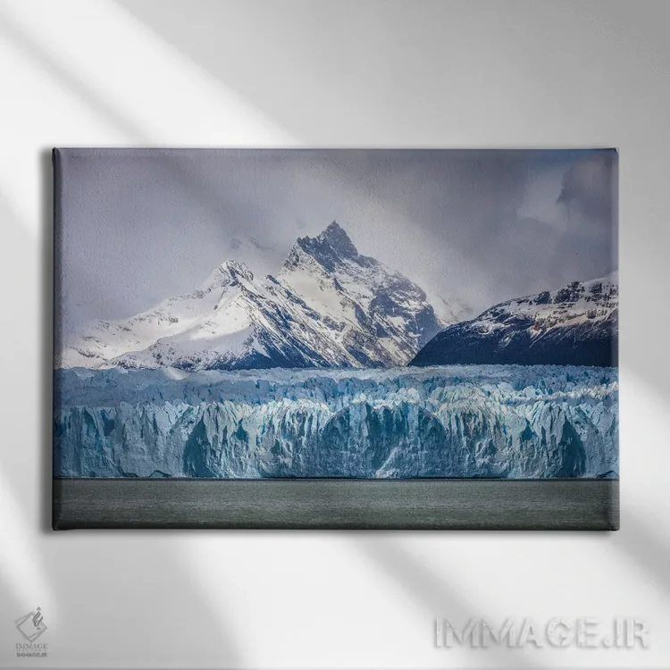 تابلو یخچال طبیعی پاتاگونیا، آرژانتین (۲) اثر الکس جی پرز - نمای روبهرو روی دیوار