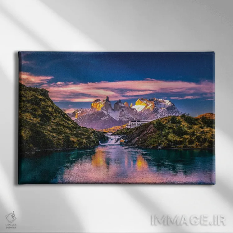 تابلو غروب تماشایی کوهستانی توریس دل پاین، پاتاگونیا، شیلی (۵) اثر الکس جی پرز - نمای روبهرو روی دیوار