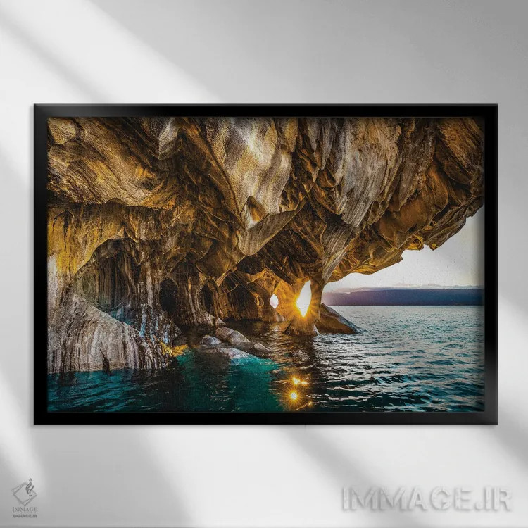 تابلو غارهای مرمری پاتاگونیا، شیلی (۱) اثر الکس جی پرز - نمای قابدار مشکی