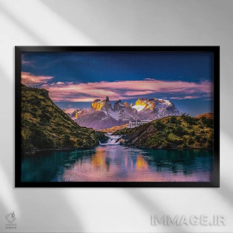 تابلو غروب تماشایی کوهستانی توریس دل پاین، پاتاگونیا، شیلی (۵) اثر الکس جی پرز - نمای قابدار مشکی