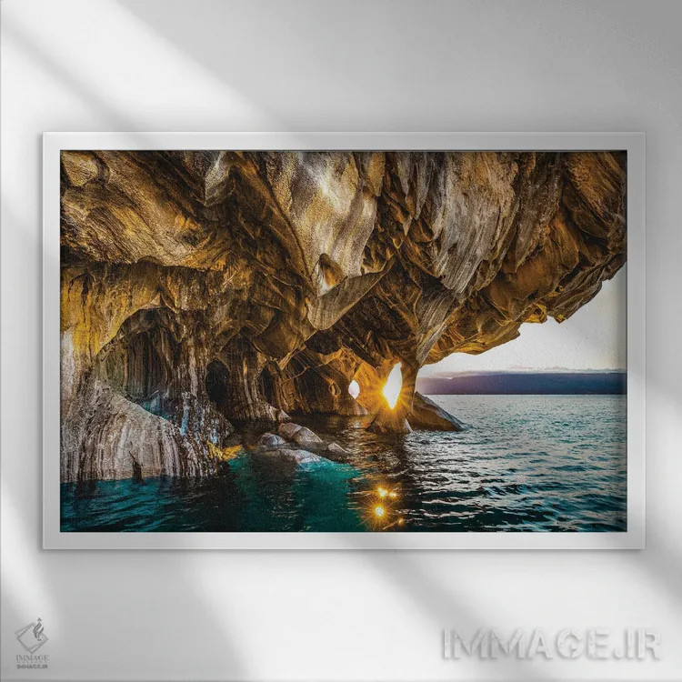 تابلو غارهای مرمری پاتاگونیا، شیلی (۱) اثر الکس جی پرز - نمای قابدار سفید