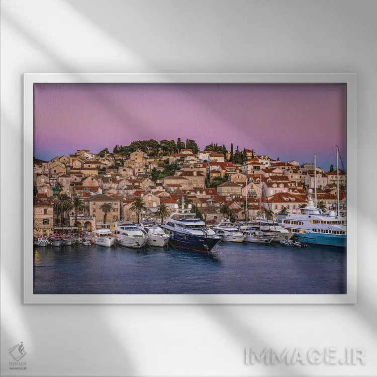 تابلو درخشش غروب شهر کوچک هوار، کرواسی اثر الکس جی پرز - نمای قابدار سفید