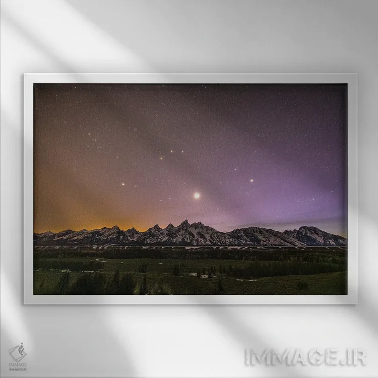 تابلو کوههای بزرگ تیتون، ساعت آبی (۳) اثر الکس جی پرز - نمای قابدار سفید