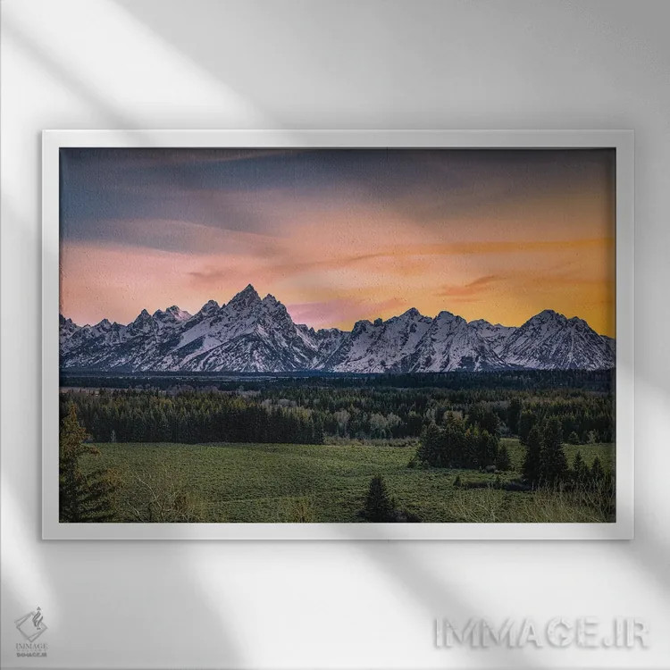 تابلو طلوع آفتاب بر رشتهکوه گرند تیتون شماره ۲ اثر الکس جی پرز - نمای قابدار سفید