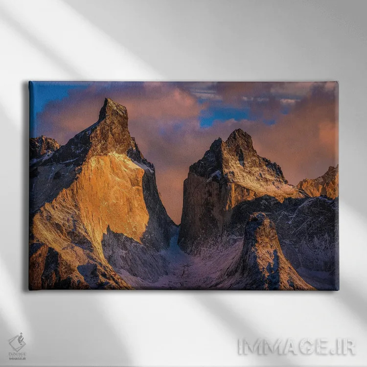 تابلو قلههای کوهستانی پاتاگونیا اثر الکس جی پرز - نمای روبهرو روی دیوار