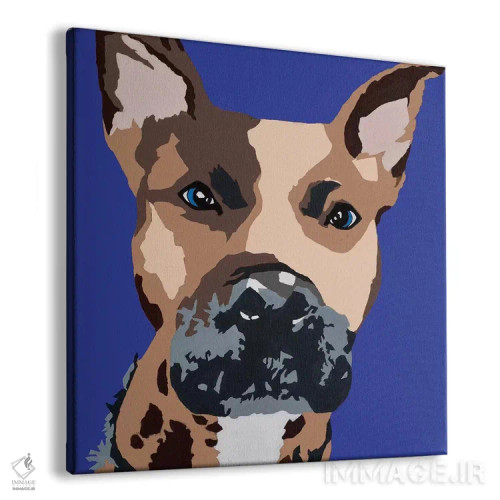 تابلو پرینس سگ پیت بول روی زمینه آبی سلطنتی اثر جولی احمد - نمای پرسپکتیو محصول