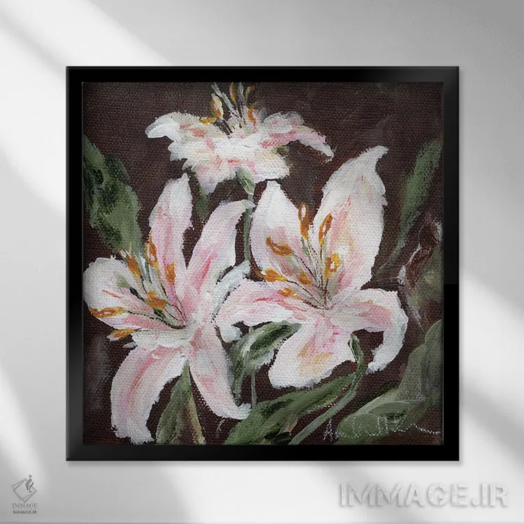 تابلو سه لیلیوم استارگیزر (نام گل) اثر آماندا هیلبرن - نمای قابدار مشکی