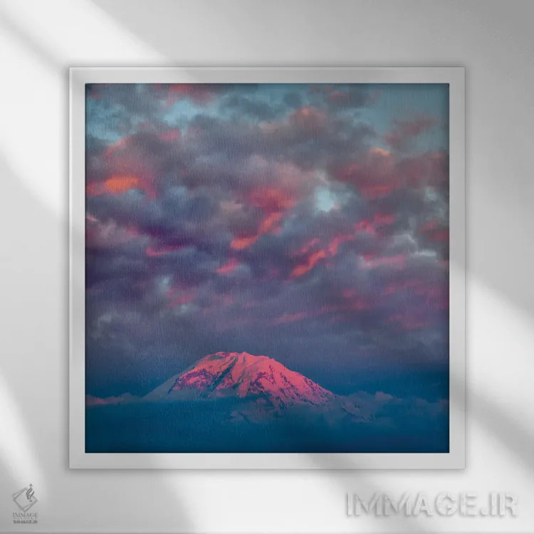تابلو کوه رینیر در غروب، ایالت واشنگتن اثر آدام جونز - نمای قابدار سفید