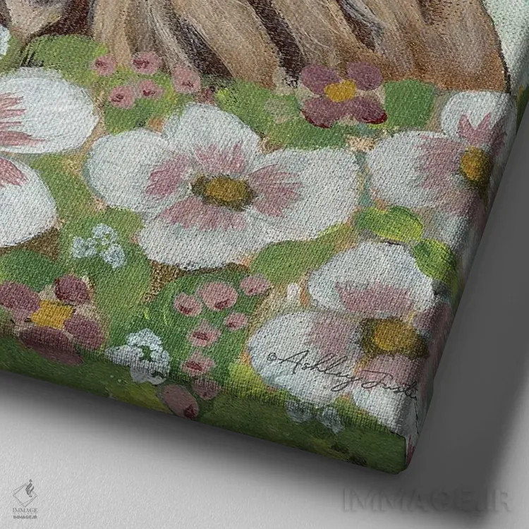 تابلو گاو کوهستانی گلدار اثر اشلی جاستیس - نمای نزدیک بافت بوم