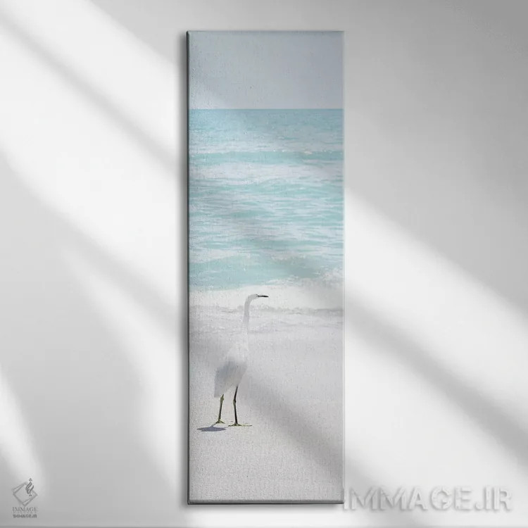 تابلو آگرت تابستانی ۱ (پرندهٔ اگرت) اثر ناتالی کارپنتری - نمای روبهرو روی دیوار