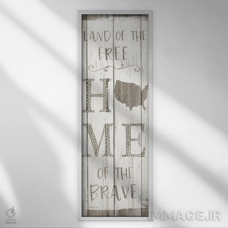 تابلو خانهٔ شجاع اثر ناتالی کارپنتری - نمای قابدار سفید