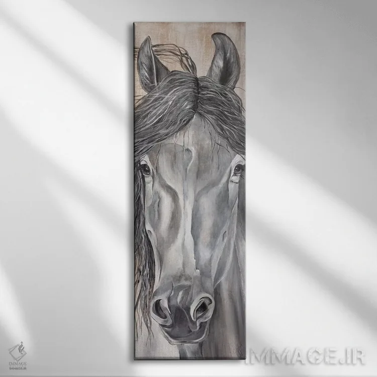 تابلو زیبایی طبیعی (بازی با کلمهٔ "شیهه" اسب) اثر دایان فیفر - نمای روبهرو روی دیوار