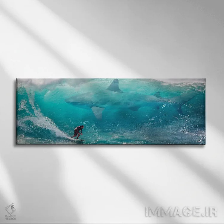 تابلو کوسهٔ موجسوار اثر دیوید لوبلاو - نمای روبهرو روی دیوار