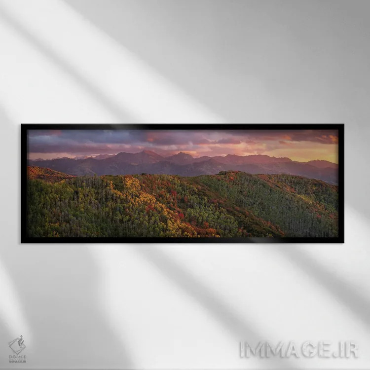 تابلو رشتهکوه واساچ اثر داستین لِفور - نمای قابدار مشکی