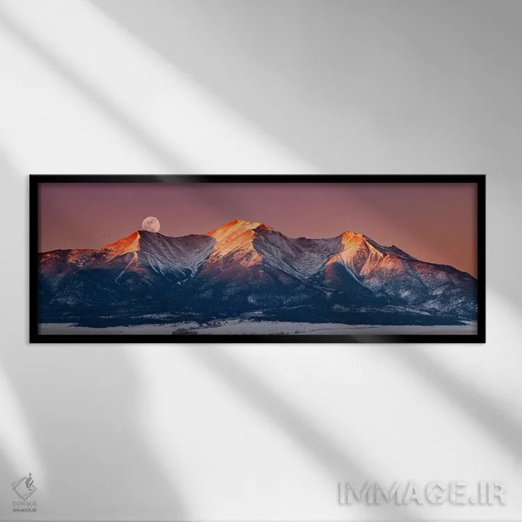 تابلو غروب ماه بر فراز کوه پرینستون هنگام طلوع اثر دارن وایت فوتوگرافی (عکاس) - نمای قابدار مشکی