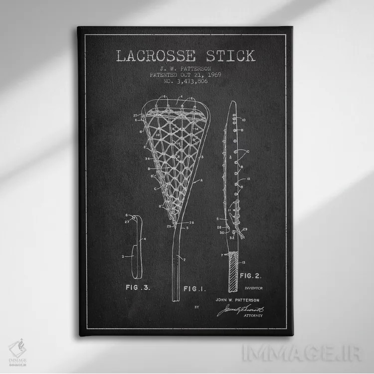 تابلو نقشهٔ ثبت اختراع چوب لاکروس (زغالی) اثر پیکسل کهنه (استودیو/نام هنری) - نمای روبهرو روی دیوار