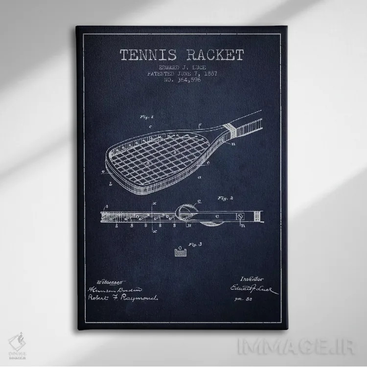 تابلو نقشهٔ ثبت اختراع راکت تنیس (آبی نفتی) اثر پیکسل کهنه (استودیو/نام هنری) - نمای روبهرو روی دیوار