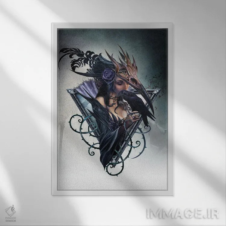 تابلو کلاغ اسرارآمیز (واژه لاتین) اثر آلکمی انگلند (استودیو هنری انگلیسی) - نمای قابدار سفید