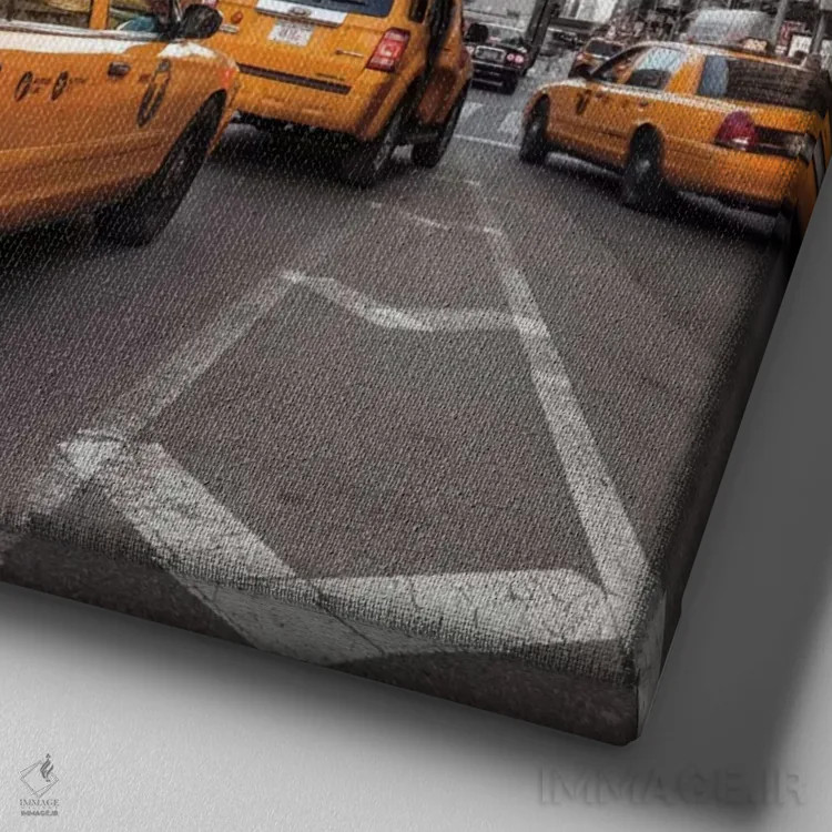 تابلو تاکسیهای نیویورک اثر آصاف فرانک - نمای نزدیک بافت بوم