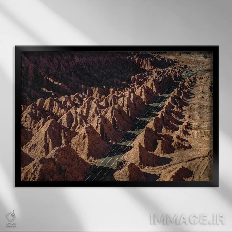 تابلو جاده اصلی صحرای آتاکاما اثر الکس جی پرز - نمای قابدار مشکی