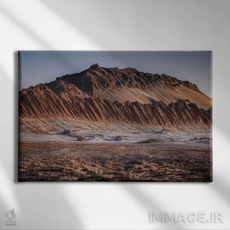 تابلو کوه نمکی اثر الکس جی پرز - نمای روبهرو روی دیوار
