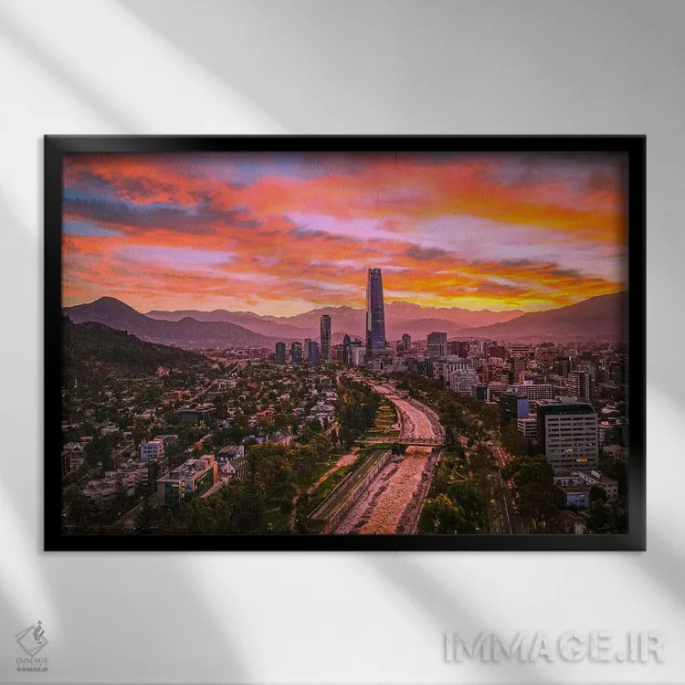 تابلو طلوع آسماننمای سانتیاگو بر رودخانه اثر الکس جی پرز - نمای قابدار مشکی