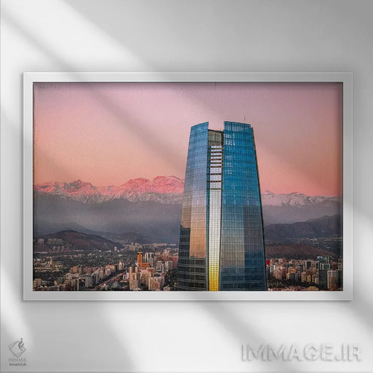 تابلو برج آسماننمای سانتیاگو هنگام غروب اثر الکس جی پرز - نمای قابدار سفید
