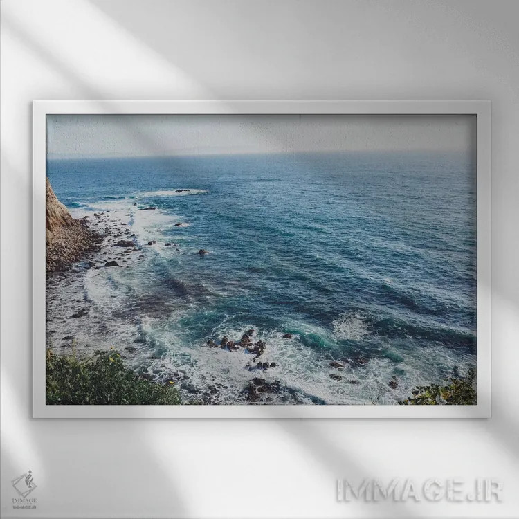 تابلو پالوس وردس (محله یا شهرک در کالیفرنیا) اثر آن هادک - نمای قابدار سفید