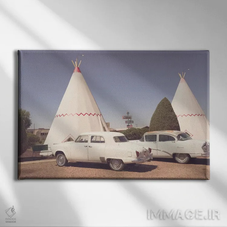 تابلو جاده ۶۶ (جاده معروف آمریکا) اثر آن هادک - نمای روبهرو روی دیوار