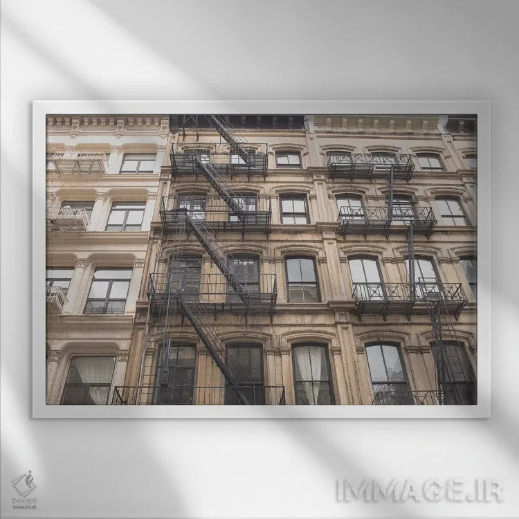 تابلو سوهو نیویورک (محله سوهو در نیویورک) اثر آن هادک - نمای قابدار سفید