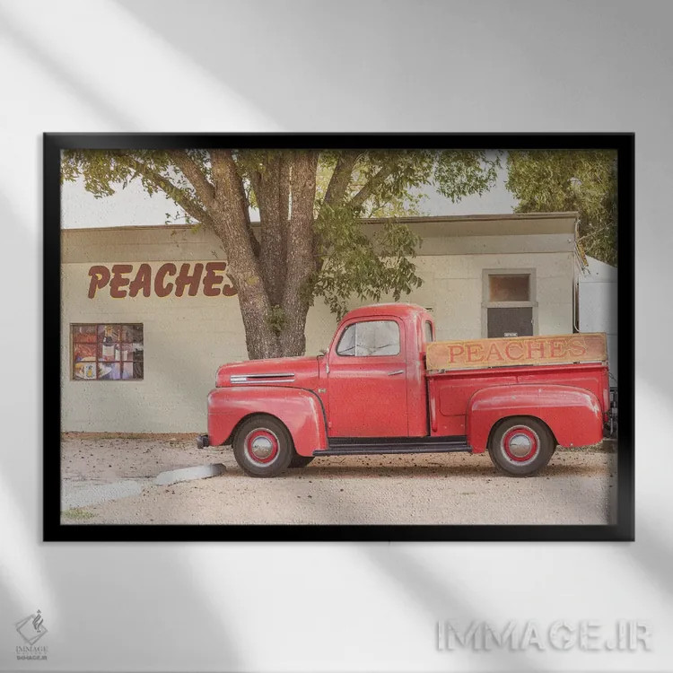 تابلو کامیون هلو اثر آن هادک - نمای قابدار مشکی