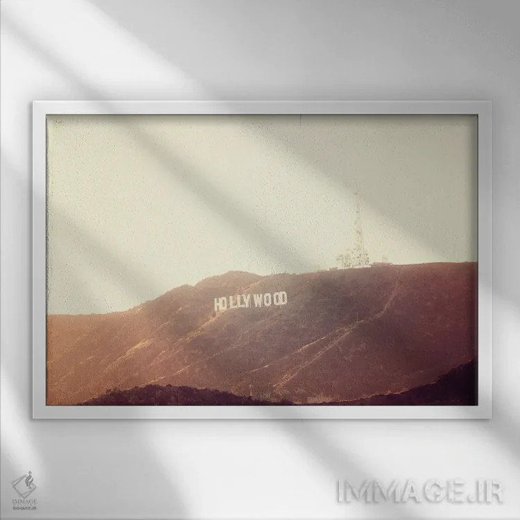 تابلو طلای هالیوود شماره ۲ اثر آن هادک - نمای قابدار سفید