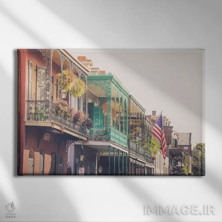 تابلو بالکنهای رنگارنگ محله فرانسوی نیواورلئان اثر آن هادک - نمای روبهرو روی دیوار