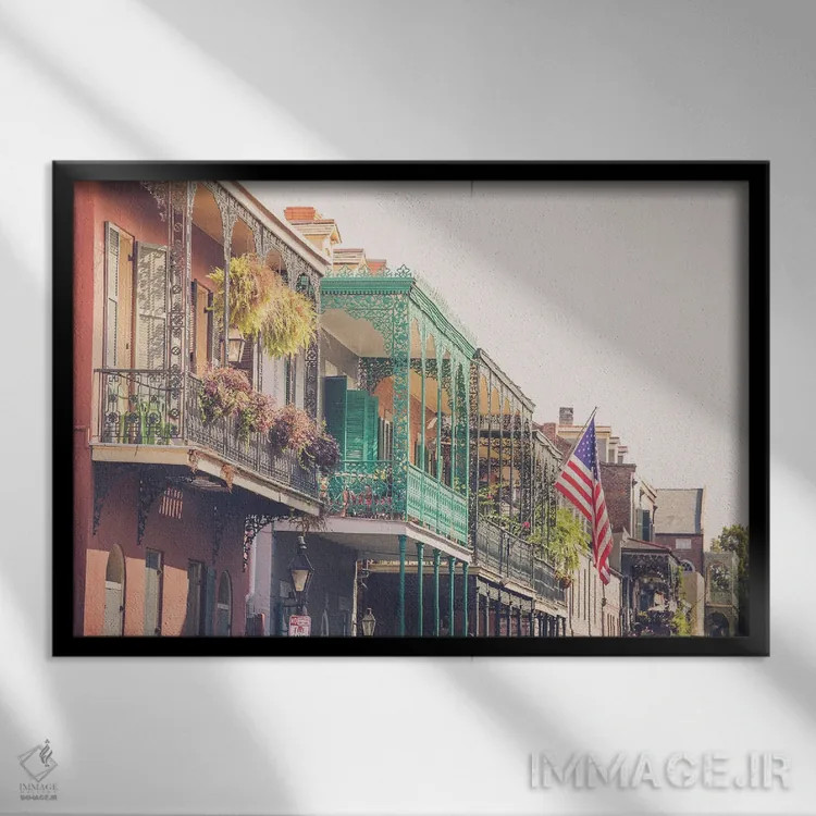 تابلو بالکنهای رنگارنگ محله فرانسوی نیواورلئان اثر آن هادک - نمای قابدار مشکی